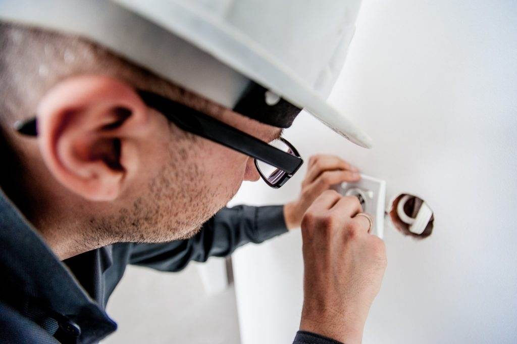 Skilled Electrician Tucson